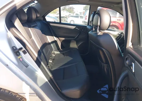 2005 Mercedes-Benz C 230 Kompressor Sport из США, поврежденный, VIN WDBRF40JX5F583704